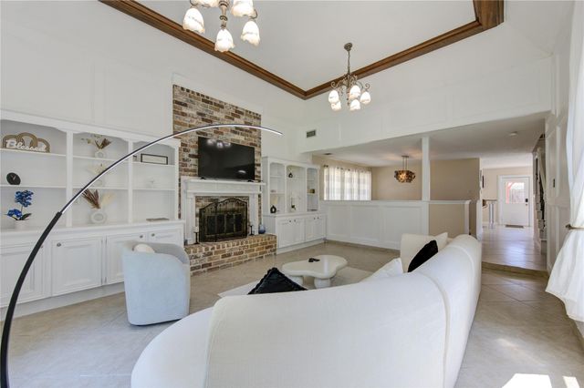 907 Dominion Drive, Katy, TX 77450