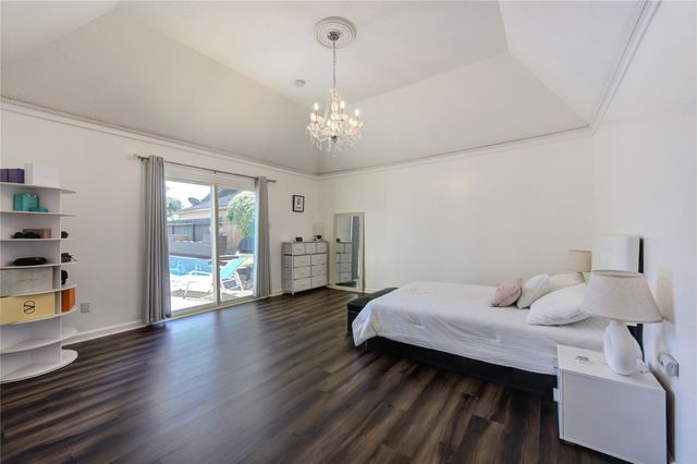 907 Dominion Drive, Katy, TX 77450