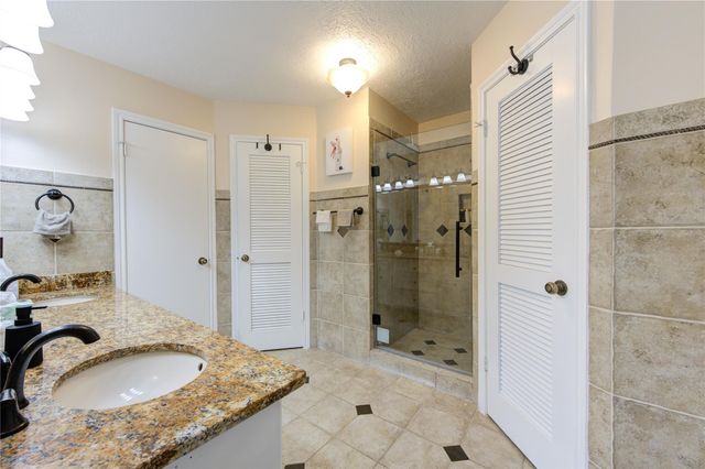 907 Dominion Drive, Katy, TX 77450