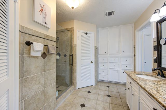 907 Dominion Drive, Katy, TX 77450