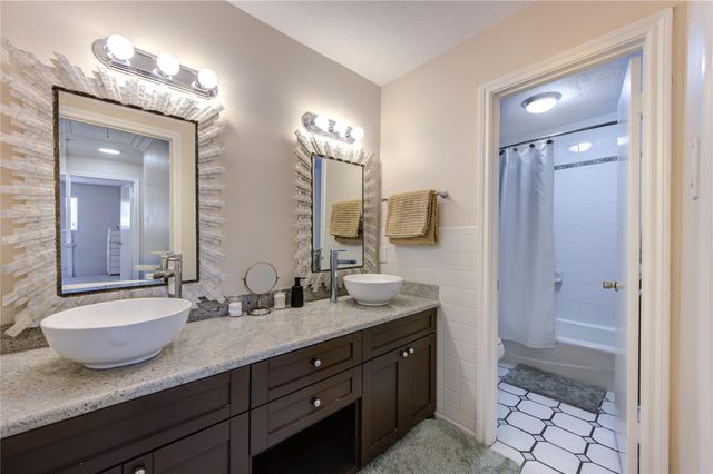 907 Dominion Drive, Katy, TX 77450