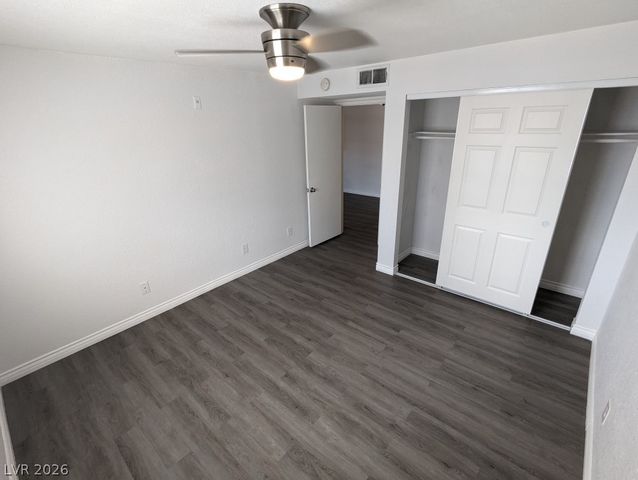 240 Mission Catalina Lane 206, Las Vegas, NV 89107