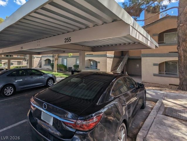 240 Mission Catalina Lane 206, Las Vegas, NV 89107