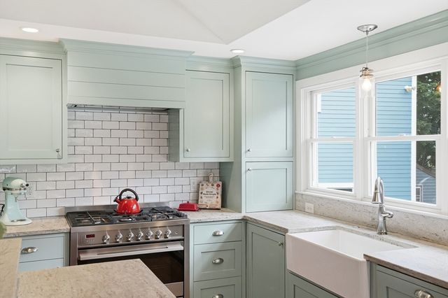6 Spaulding Ave, Scituate, MA 02066