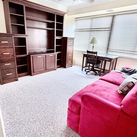 750 WASHINGTON ROAD 1106, Mt Lebanon, PA 15228