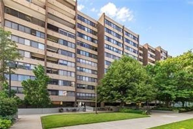 750 WASHINGTON ROAD 1106, Mt Lebanon, PA 15228