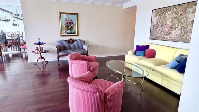 750 WASHINGTON ROAD 1106, Mt Lebanon, PA 15228