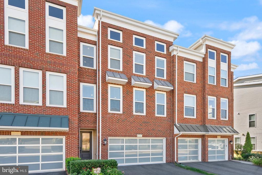 23491 EPPERSON SQ, Brambleton, VA 20148