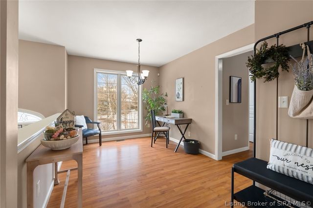 100 Hodge Drive, Clarksville, IN 47129