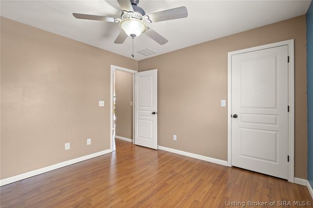 100 Hodge Drive, Clarksville, IN 47129