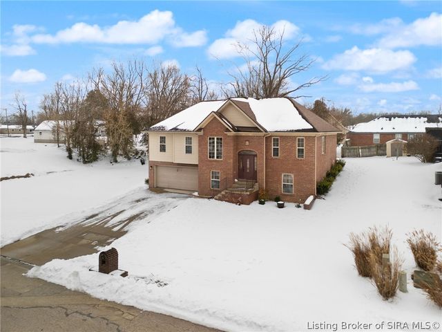 100 Hodge Drive, Clarksville, IN 47129