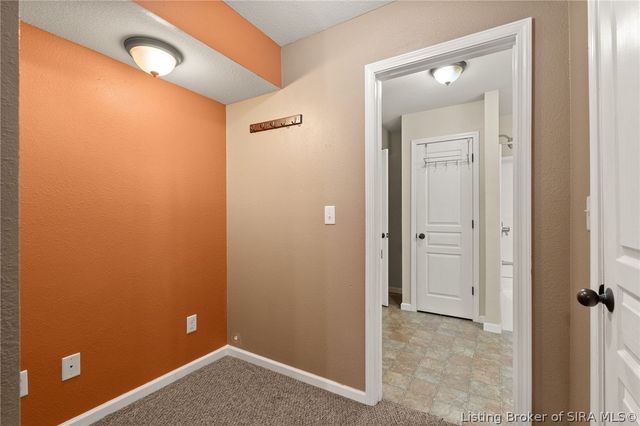 100 Hodge Drive, Clarksville, IN 47129