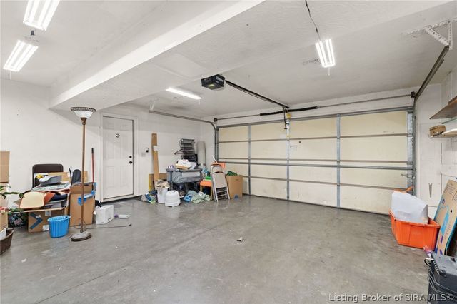 100 Hodge Drive, Clarksville, IN 47129