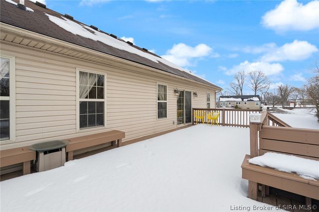 100 Hodge Drive, Clarksville, IN 47129