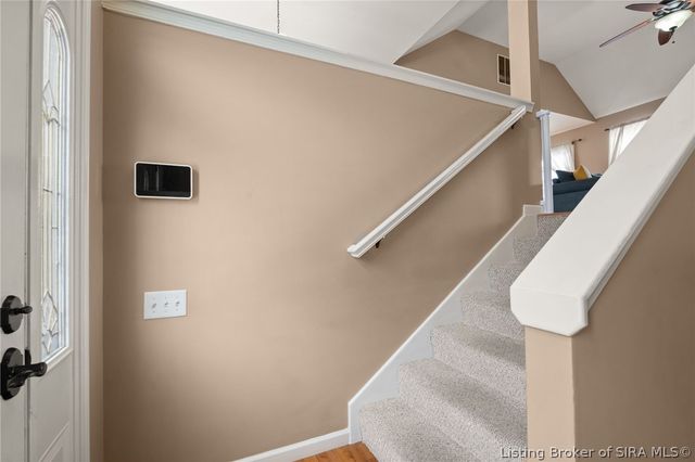 100 Hodge Drive, Clarksville, IN 47129