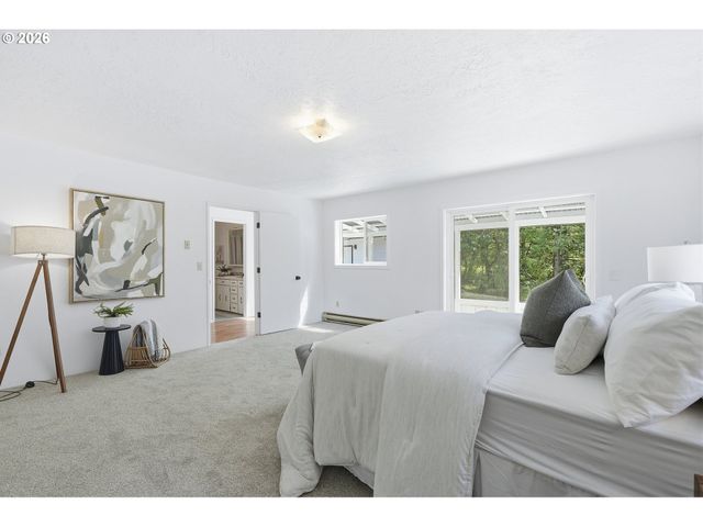 15741 S GILCHRIST Rd, Mulino, OR 97042