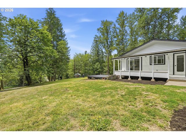 15741 S GILCHRIST Rd, Mulino, OR 97042