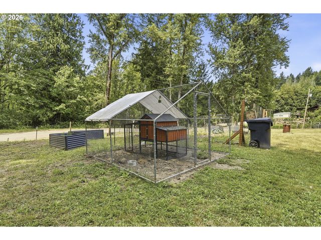 15741 S GILCHRIST Rd, Mulino, OR 97042