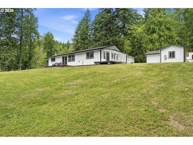 15741 S GILCHRIST Rd, Mulino, OR 97042