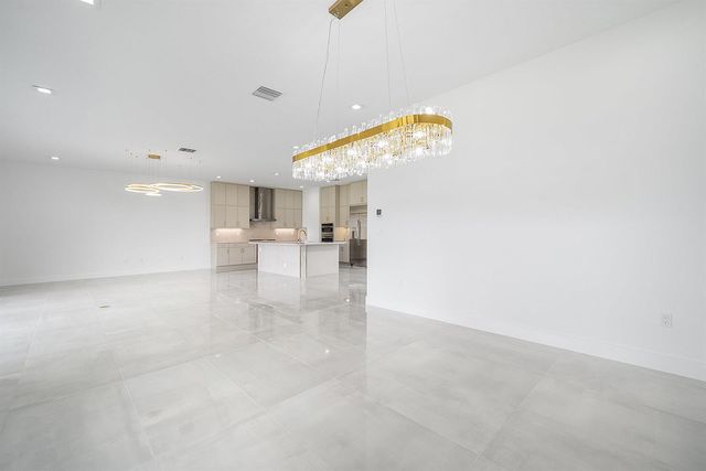 8561 Crystal Downs Avenue, Boca Raton, FL 33434
