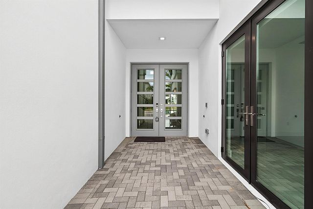 8561 Crystal Downs Avenue, Boca Raton, FL 33434