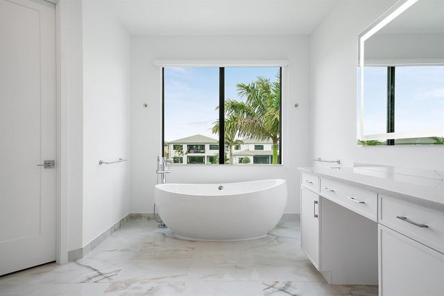 8561 Crystal Downs Avenue, Boca Raton, FL 33434
