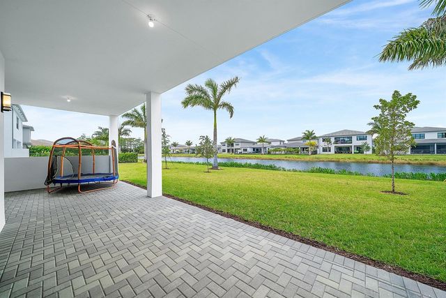8561 Crystal Downs Avenue, Boca Raton, FL 33434