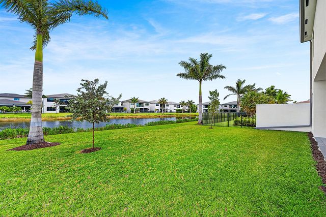 8561 Crystal Downs Avenue, Boca Raton, FL 33434