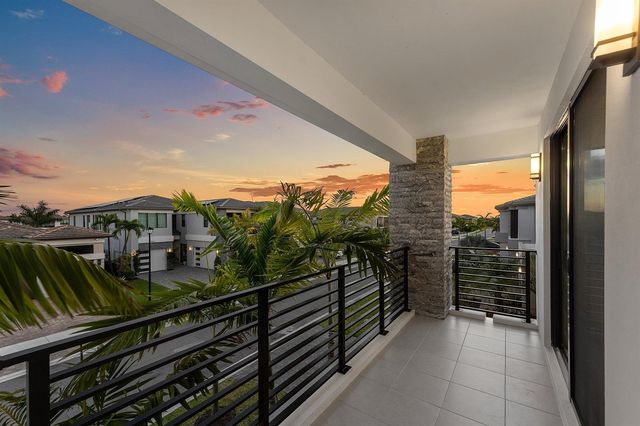 8561 Crystal Downs Avenue, Boca Raton, FL 33434