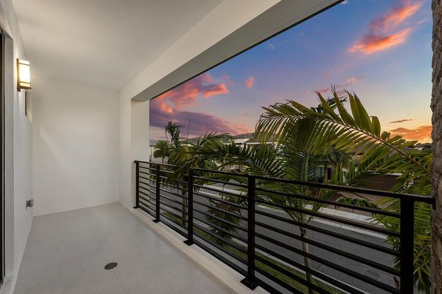 8561 Crystal Downs Avenue, Boca Raton, FL 33434