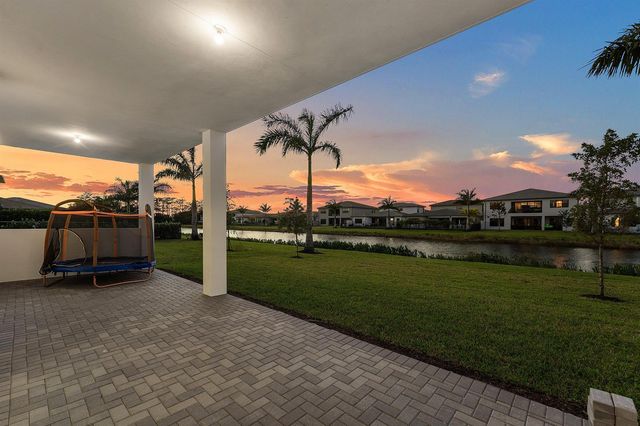 8561 Crystal Downs Avenue, Boca Raton, FL 33434