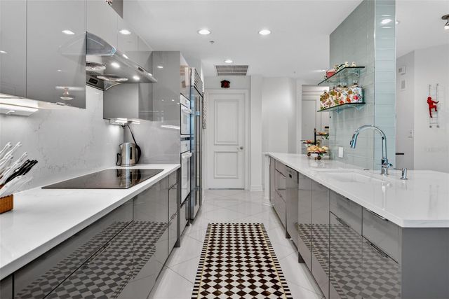 340 S PALM AVENUE 14, Sarasota, FL 34236