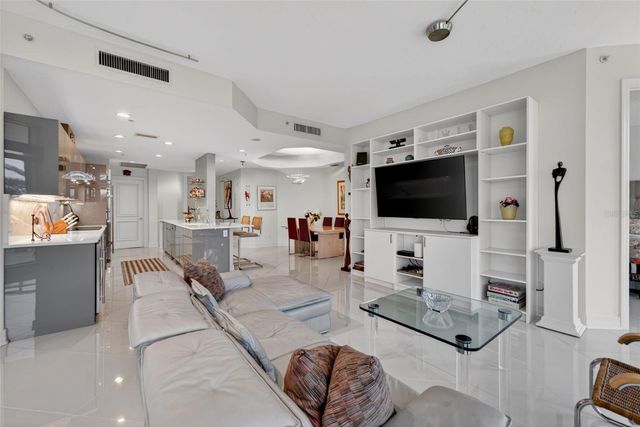 340 S PALM AVENUE 14, Sarasota, FL 34236