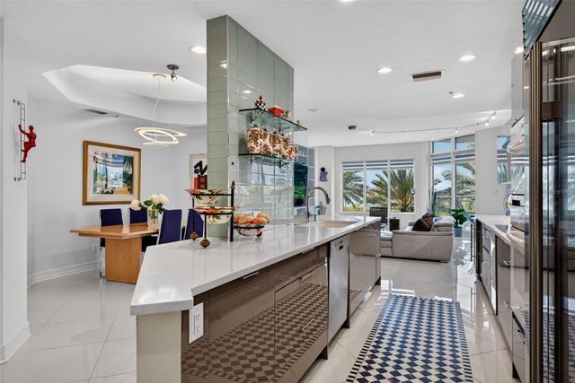 340 S PALM AVENUE 14, Sarasota, FL 34236