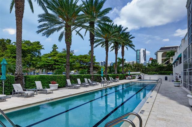 340 S PALM AVENUE 14, Sarasota, FL 34236