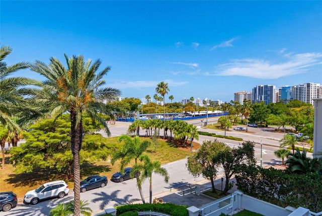 340 S PALM AVENUE 14, Sarasota, FL 34236