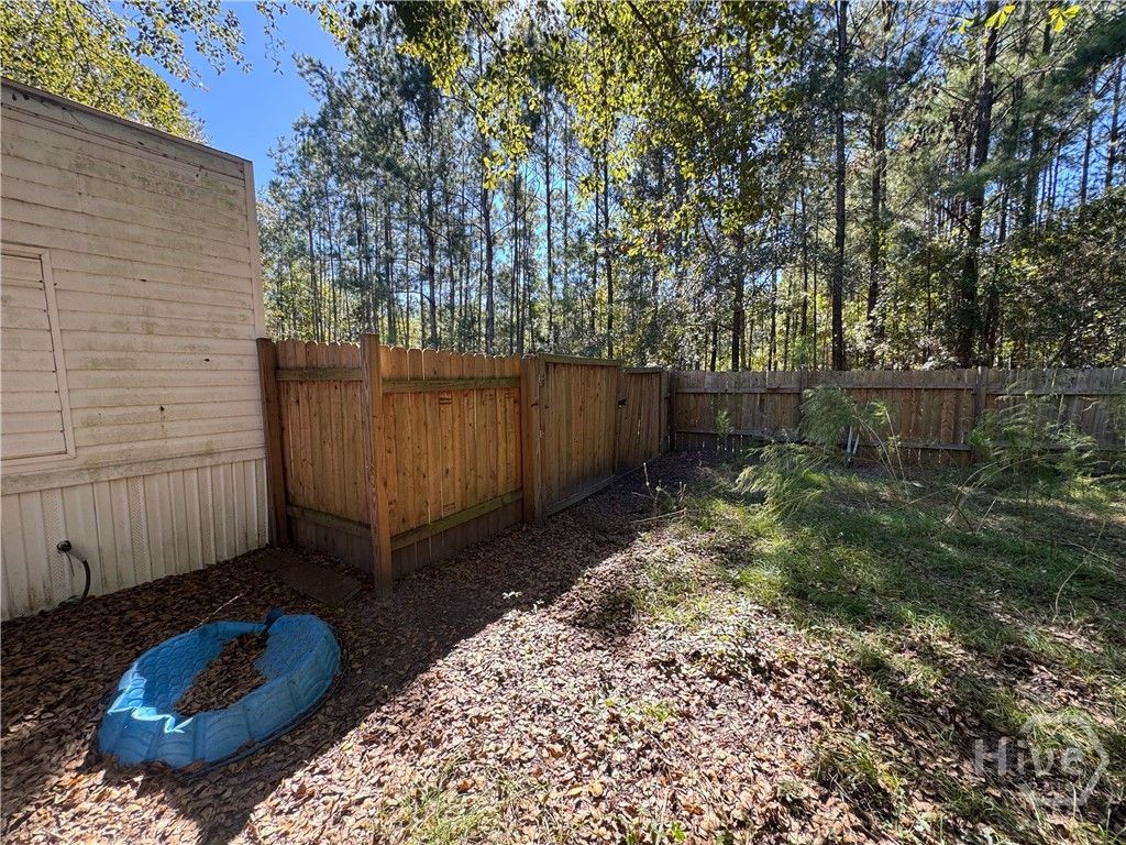 Image 13 of property listing at 124 Burnt Tree Drive, Guyton, GA 31312