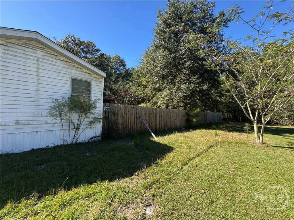 Image 4 of property listing at 124 Burnt Tree Drive, Guyton, GA 31312