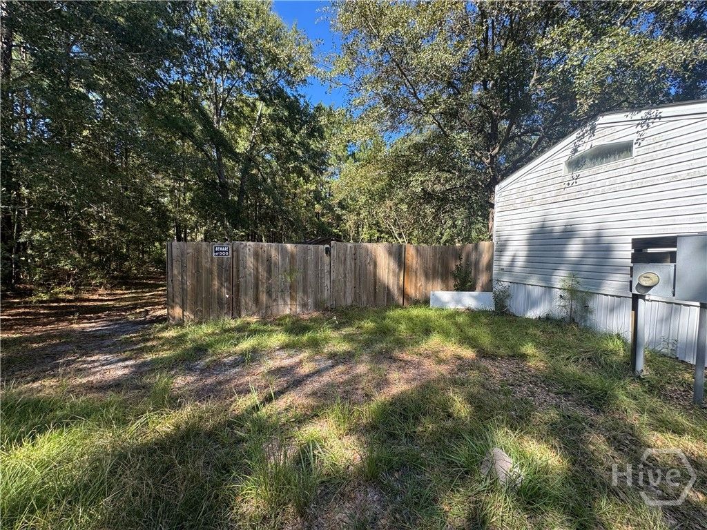 Image 9 of property listing at 124 Burnt Tree Drive, Guyton, GA 31312