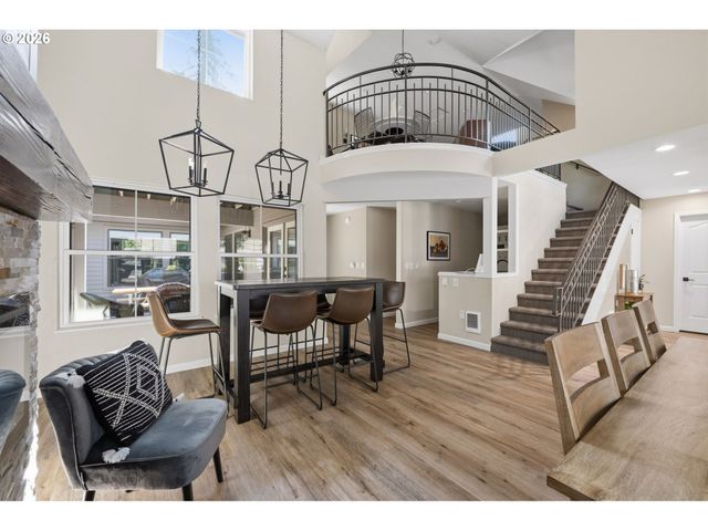 4000 CARMAN Dr F89, Lake Oswego, OR 97035