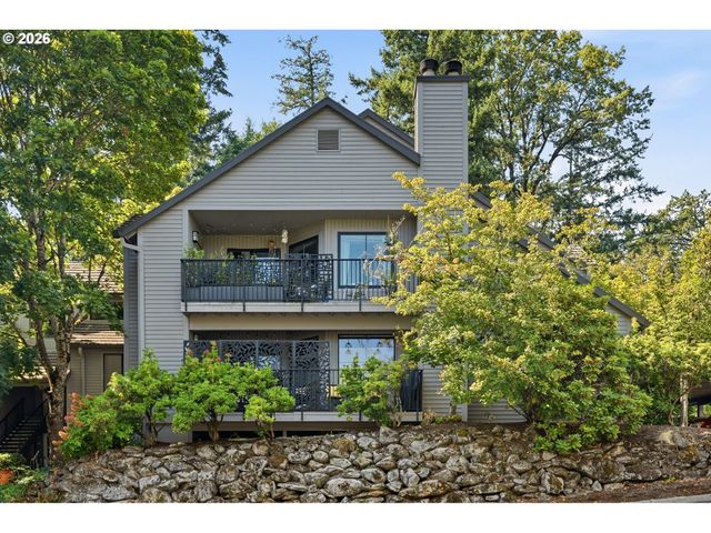 4000 CARMAN Dr F89, Lake Oswego, OR 97035