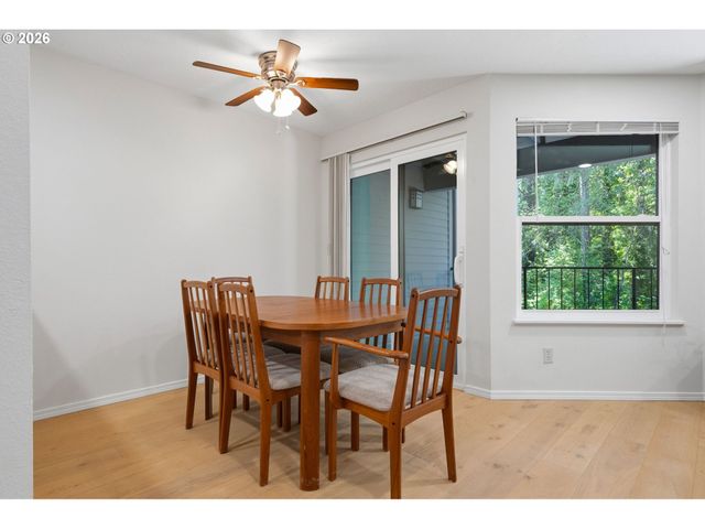 4000 CARMAN Dr F89, Lake Oswego, OR 97035