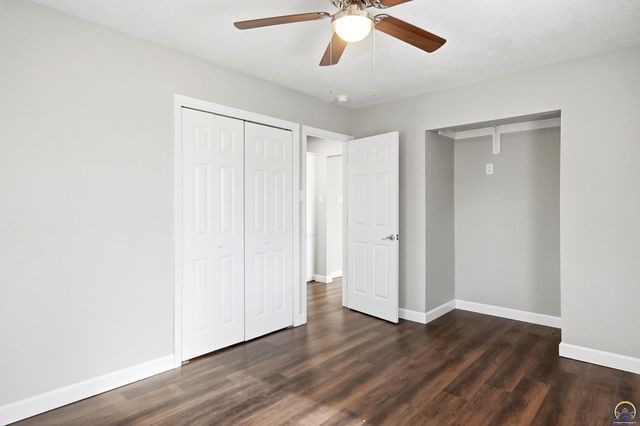 3545 SW Devon AVE, Topeka, KS 66611