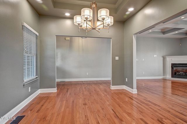 442 Grovemont Place, Piney Flats, TN 37686