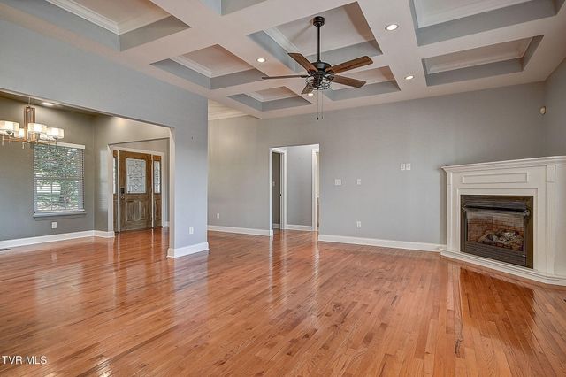 442 Grovemont Place, Piney Flats, TN 37686