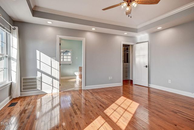 442 Grovemont Place, Piney Flats, TN 37686