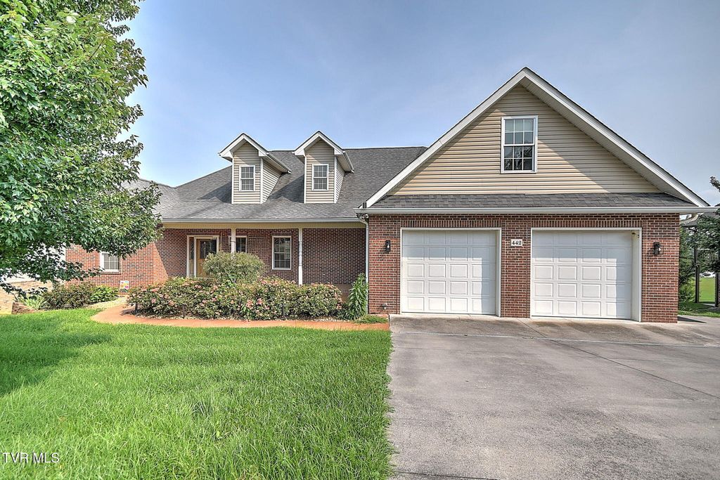 442 Grovemont Place, Piney Flats, TN 37686