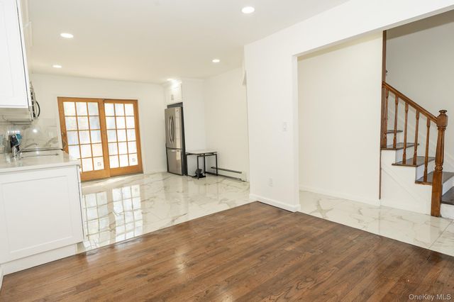 981 Connetquot Avenue, Central Islip, NY 11722