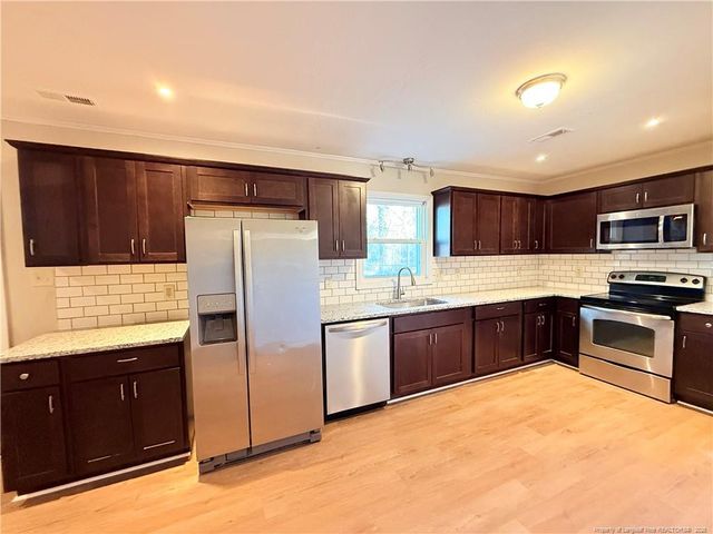 425 N Platte Road, Fayetteville, NC 28303