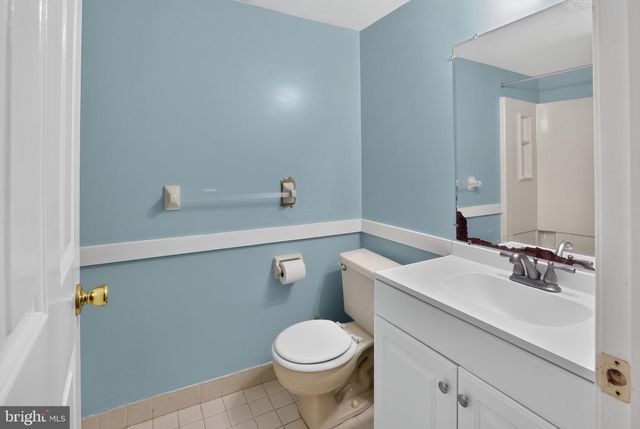 702 DEER RUN, Norristown, PA 19403